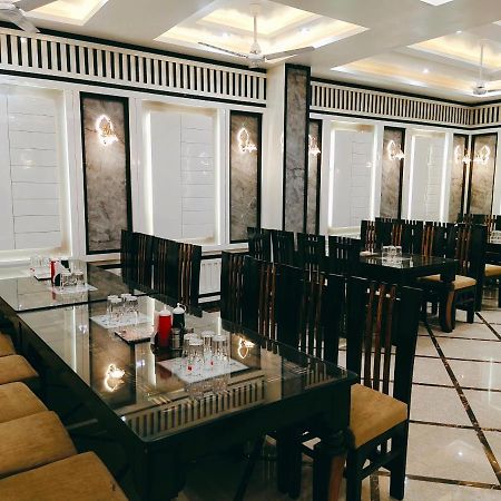 Hotel The Shree Jee Palace Mirzapur Exterior photo