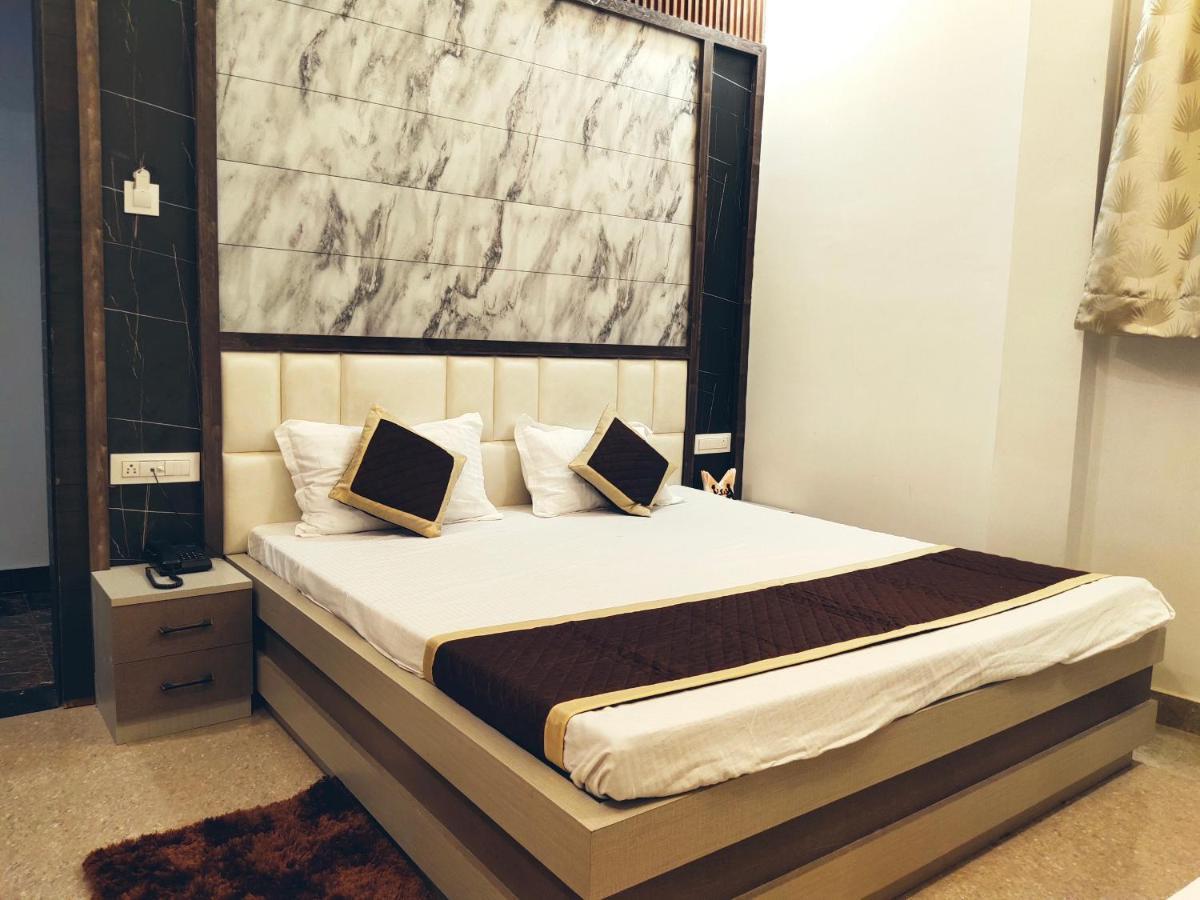 Hotel The Shree Jee Palace Mirzapur Exterior photo