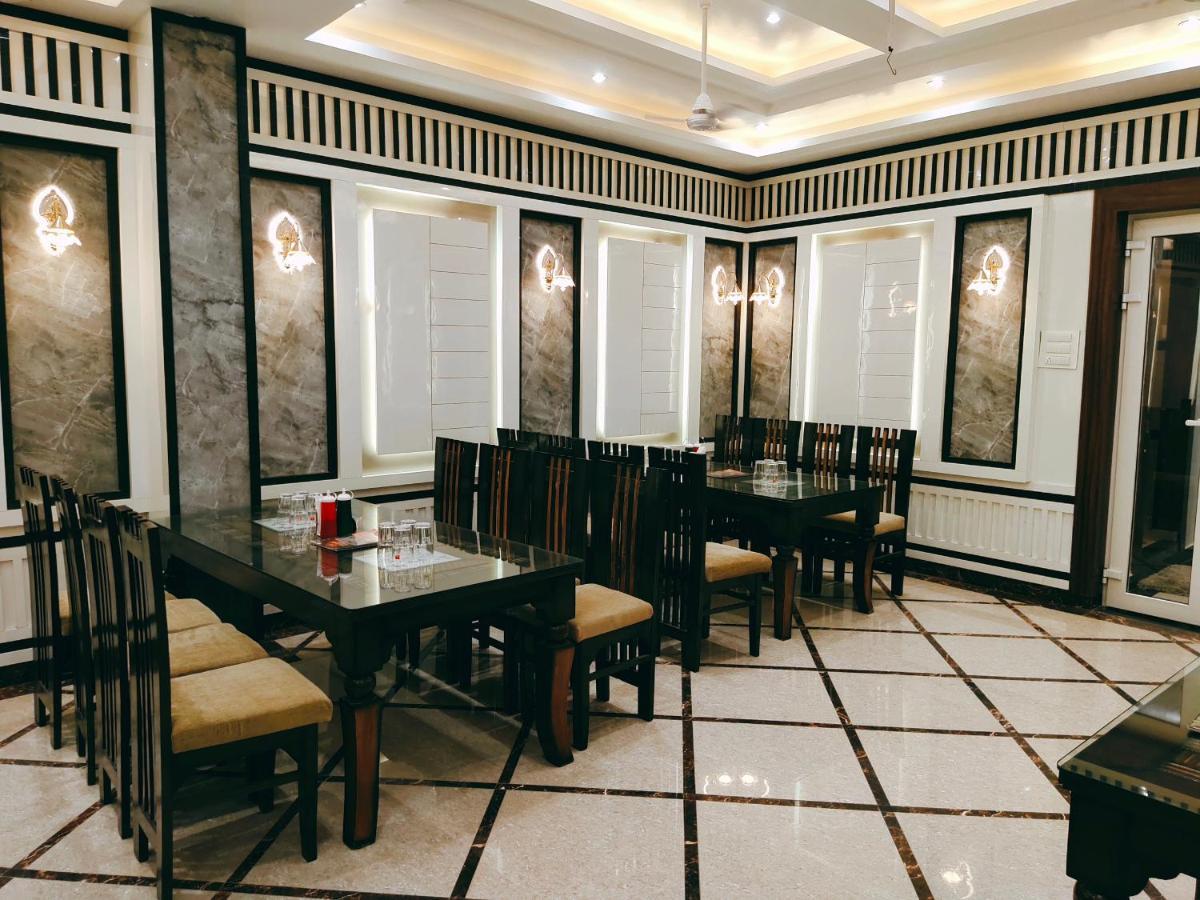 Hotel The Shree Jee Palace Mirzapur Exterior photo